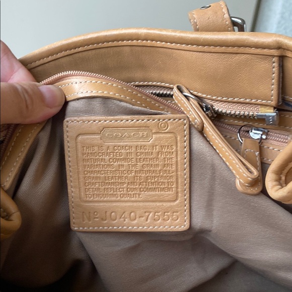 Vintage Coach Tan leather shoulder Handbag - Picture 11 of 13